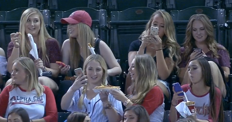 Illustration for article titled Arizona State Sorority Girls Show Off Elite Selfie Skills At D-Backs Game